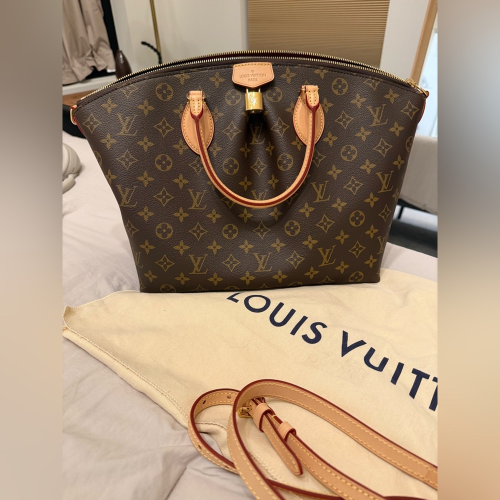 Louis Vuitton Monogram Canvas Boetie MM NM